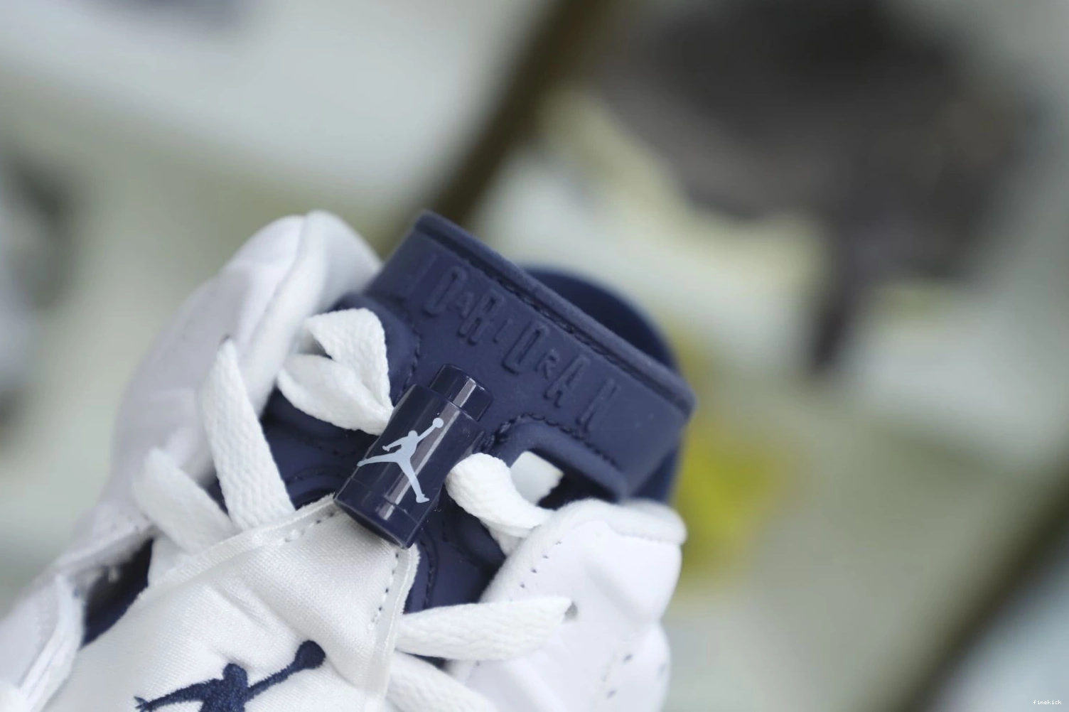 AIR 6 NAVY MIDNIGHT JORDAN 0311